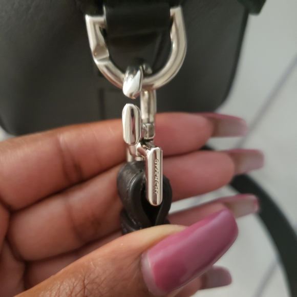 Givenchy ANTIGONA Sugar MINI ***AUTHENTIC*** - Picture 6 of 14